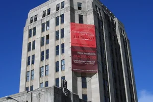 Building graphic wraps